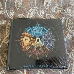 NWT Disneyland photo book and Album book